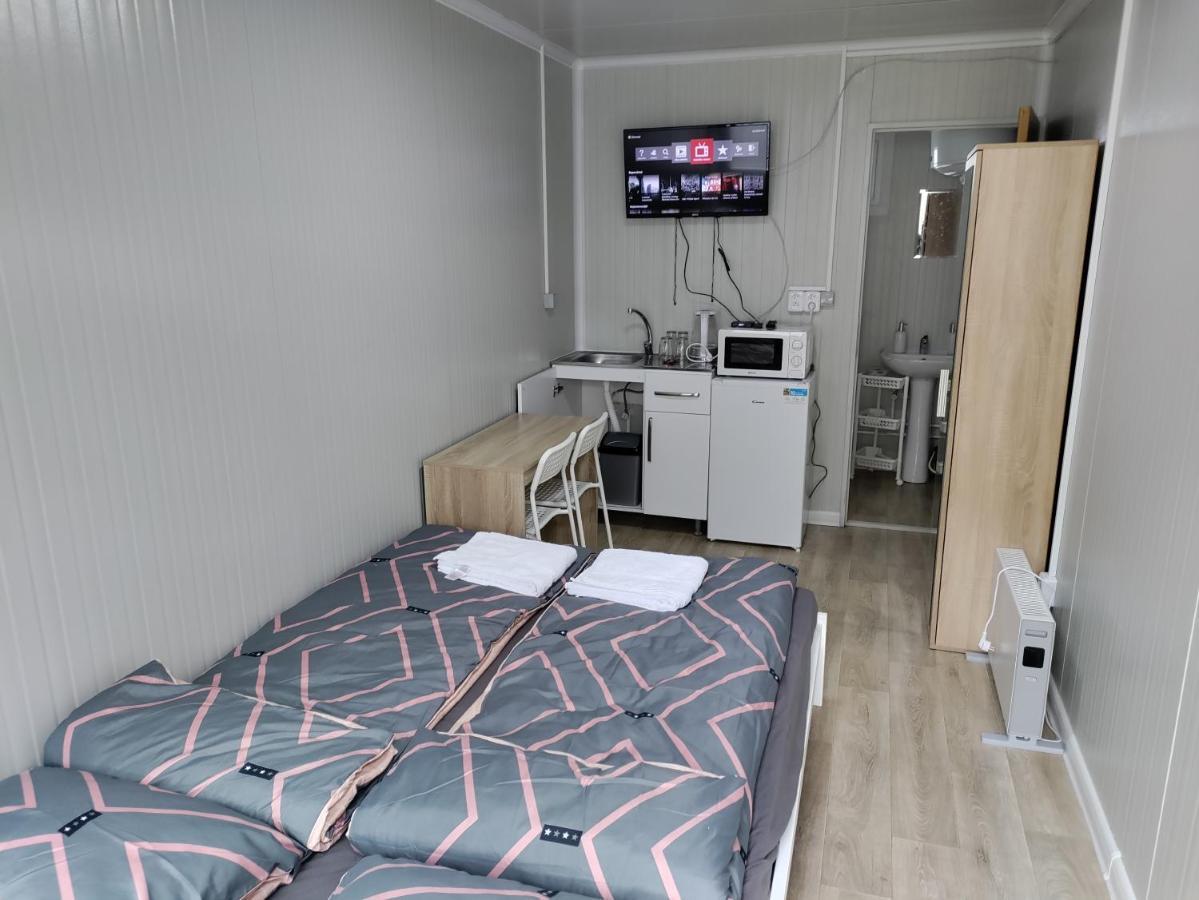 Ferienwohnung Domino Hluboká nad Vltavou Exterior foto